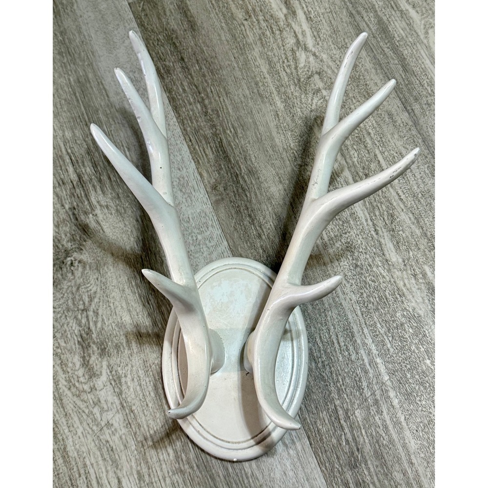 Fetco Home Decor White Faux Elk Antler Wall Mount U1586 Rustic Shabby Chic 14in